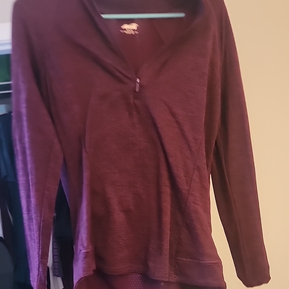 Women's Burgundy Long Sleeve Top